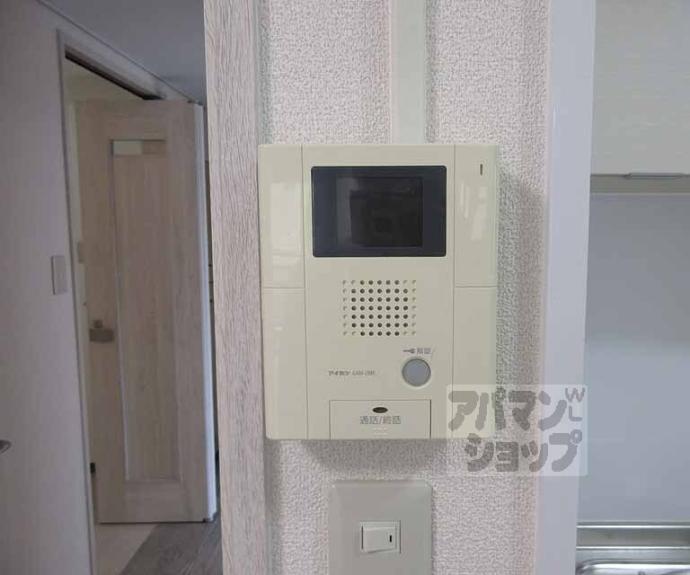 【ＦＬＯＴ　ＨＯＵＳＩＮＧ】間取