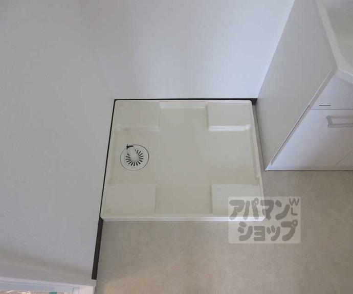 【ＦＬＯＴ　ＨＯＵＳＩＮＧ】間取