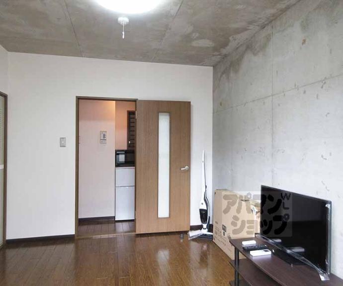 【FLOT HOUSING】間取