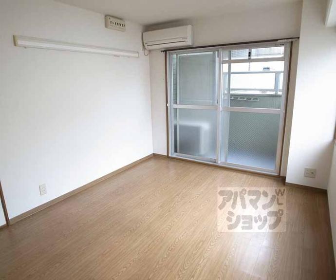 【イルソーレ京都山科】間取