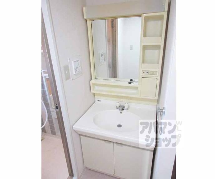 【ライオンズマンション山科小野】間取