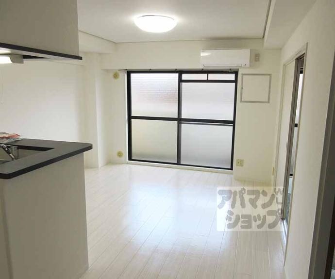 【プルーリオン椥辻】間取