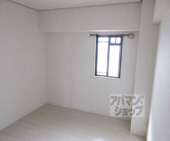 【プルーリオン椥辻】間取