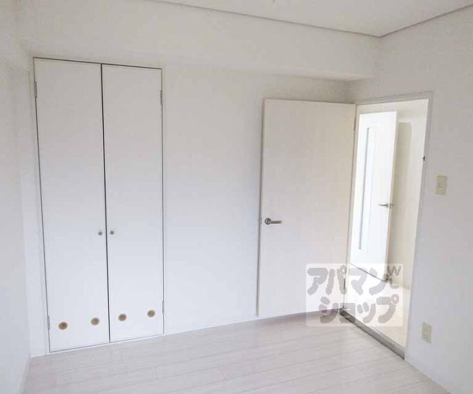 【プルーリオン椥辻】間取