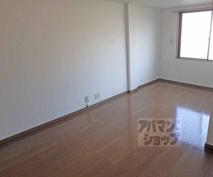 【レナジア椥辻】間取