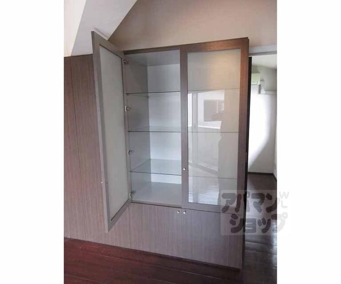 【ＰＡＲＫ　ＨＩＬＬＳ　ＯＹＡＫＥ　ＶＩＬＬＡ　３】間取