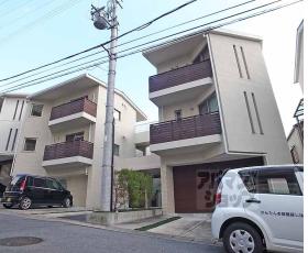 ＰＡＲＫ　ＨＩＬＬＳ　ＯＹＡＫＥ　ＶＩＬＬＡ　３：間取図