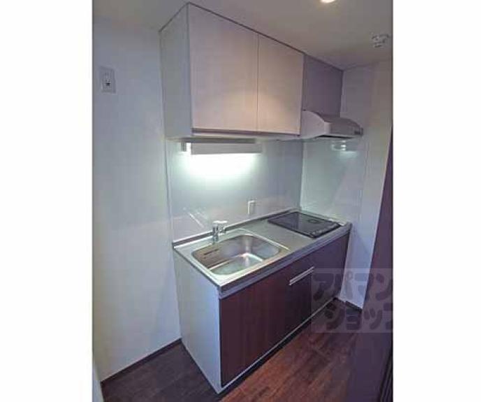 【ＰＡＲＫ　ＨＩＬＬＳ　ＯＹＡＫＥ　ＶＩＬＬＡ　３】間取