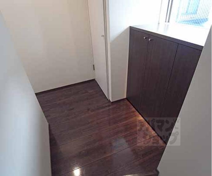 【ＰＡＲＫ　ＨＩＬＬＳ　ＯＹＡＫＥ　ＶＩＬＬＡ　３】間取