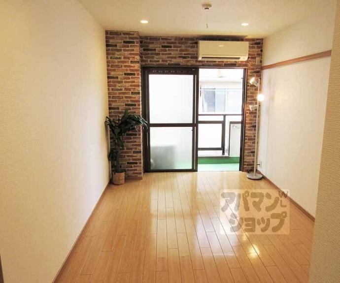 【ナ・テュール１１】間取