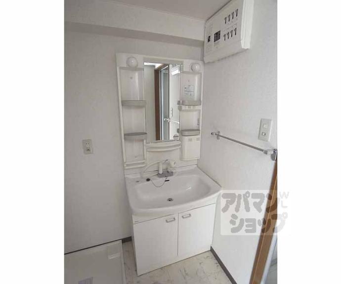 【メディナ椥辻】間取