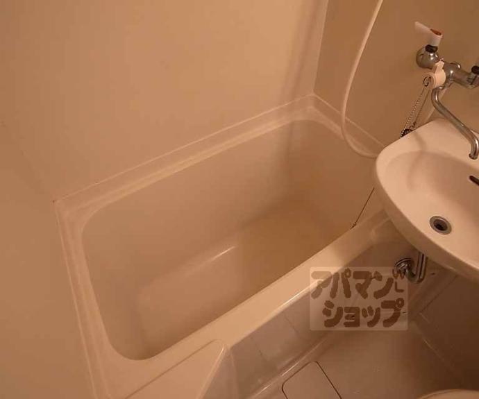 【プルーリオン竹鼻】間取