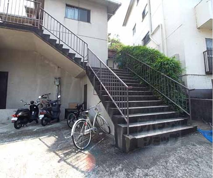 【日ノ岡ローズハイツ】間取
