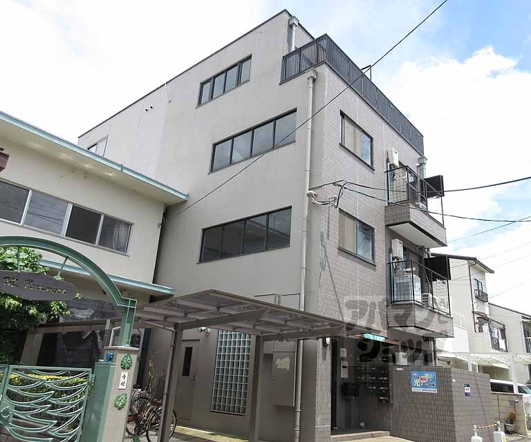 アースコート四ノ宮