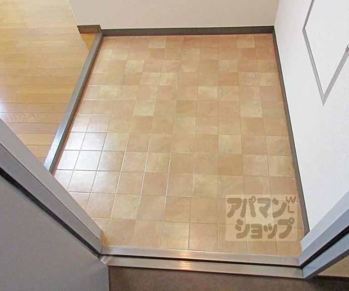 【アースコート四ノ宮】間取