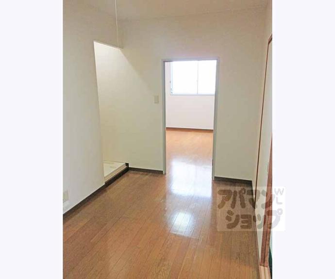 【アースコート四ノ宮】間取