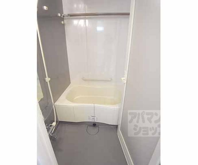 【パインフィールド洛東】間取