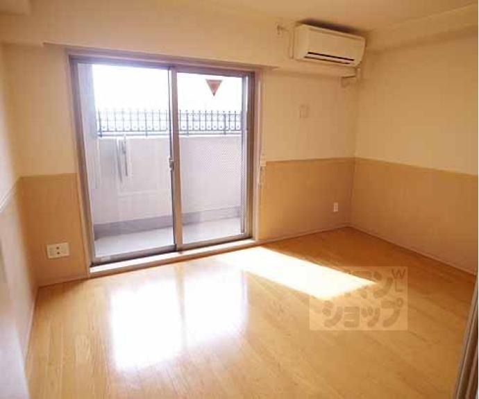 【パインフィールド洛東】間取