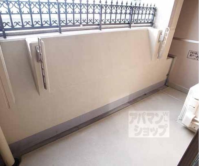 【パインフィールド洛東】間取