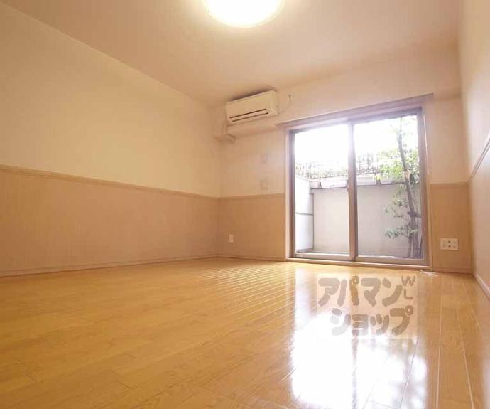 【パインフィールド洛東】間取