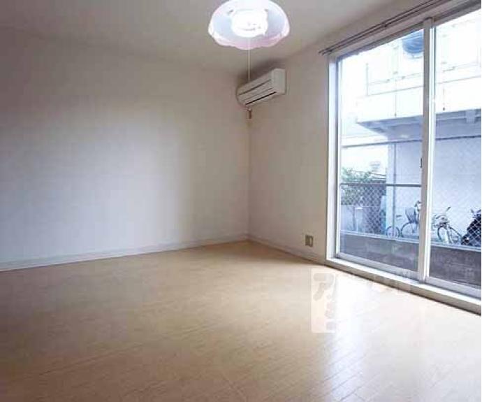 【アネックス御陵】間取