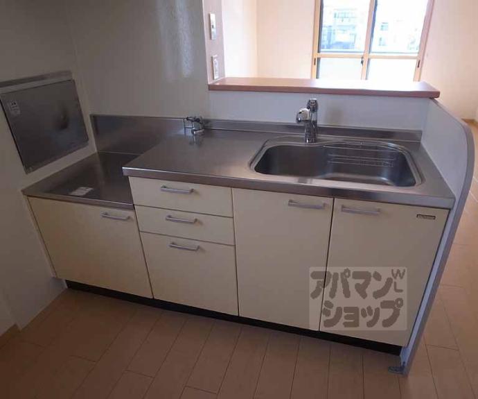 【ＭＡＥＤＥ　ＴＯＷＮ　Ａ棟】間取