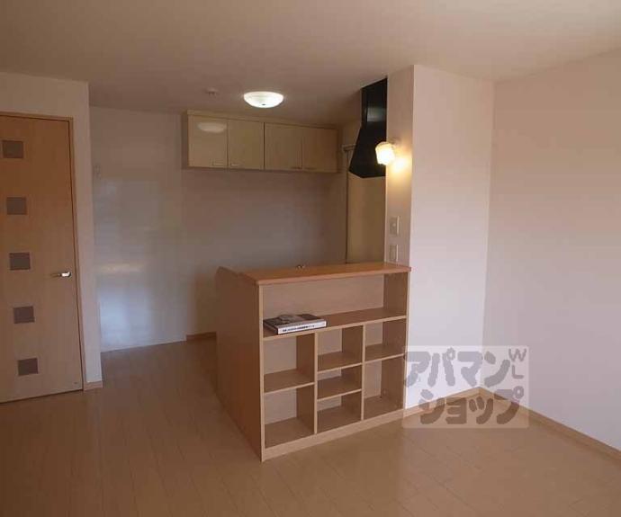 【ＭＡＥＤＥ　ＴＯＷＮ　Ａ棟】間取