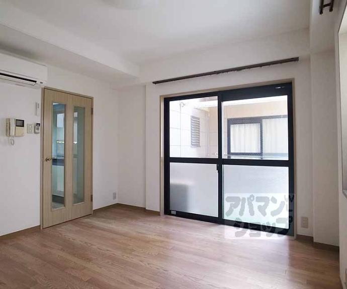 【グラッツアモーレ山科】間取