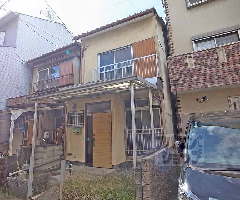 音羽珍事町貸家