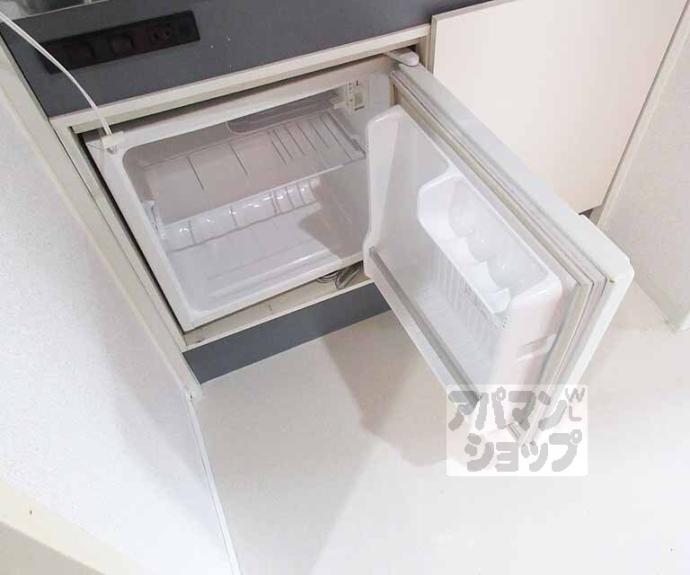 【ハーミテージ安朱】間取