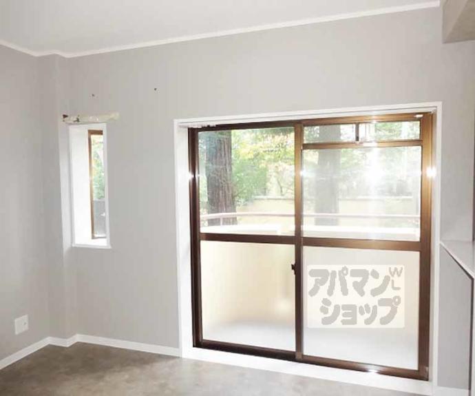 【ハーミテージ安朱】間取