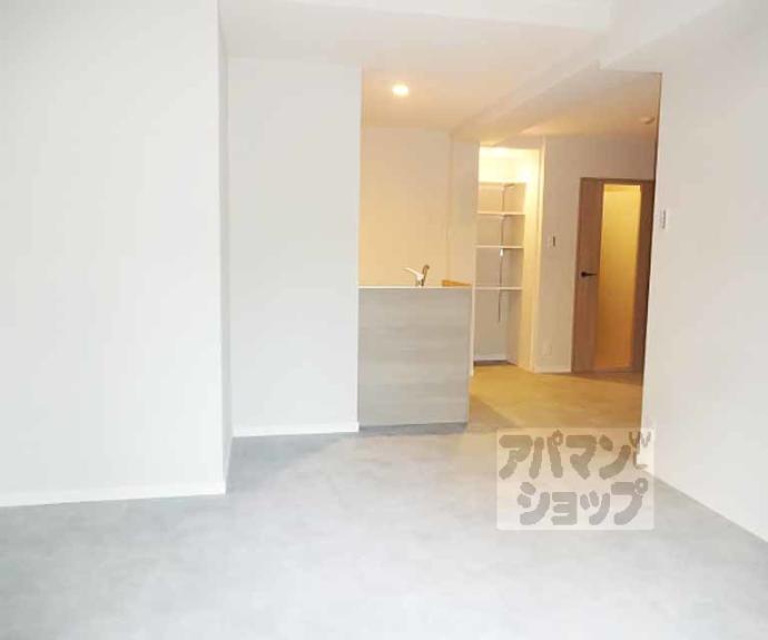 【ハーミテージ安朱】間取