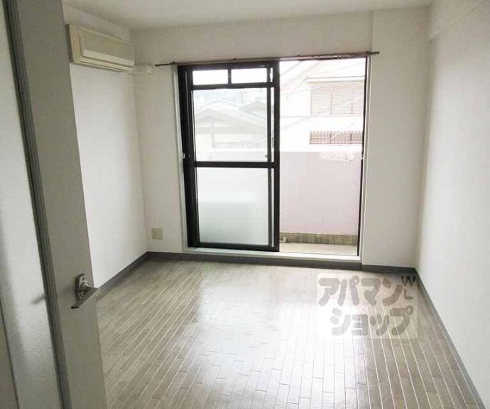 【ヴィラ樅の木】間取