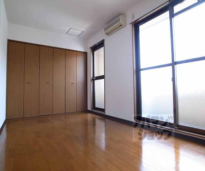 【ヴィルヌーブ御陵】間取