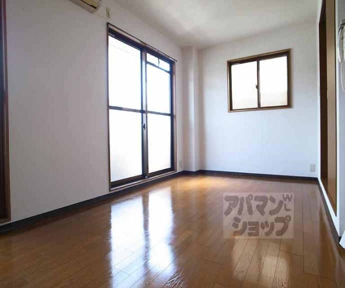 【ヴィルヌーブ御陵】間取