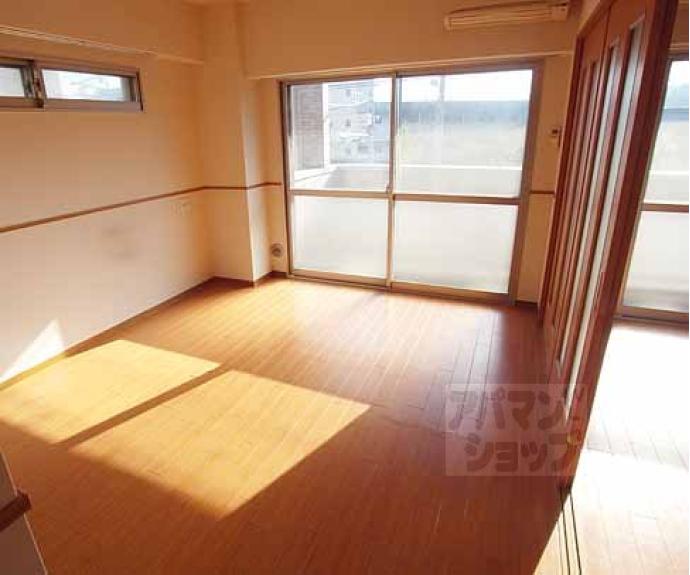 【シュシュパルク山陵】間取