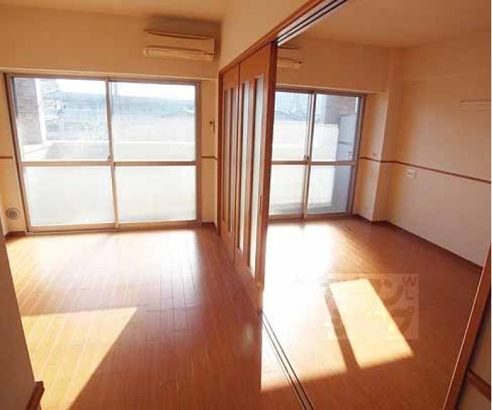 【シュシュパルク山陵】間取