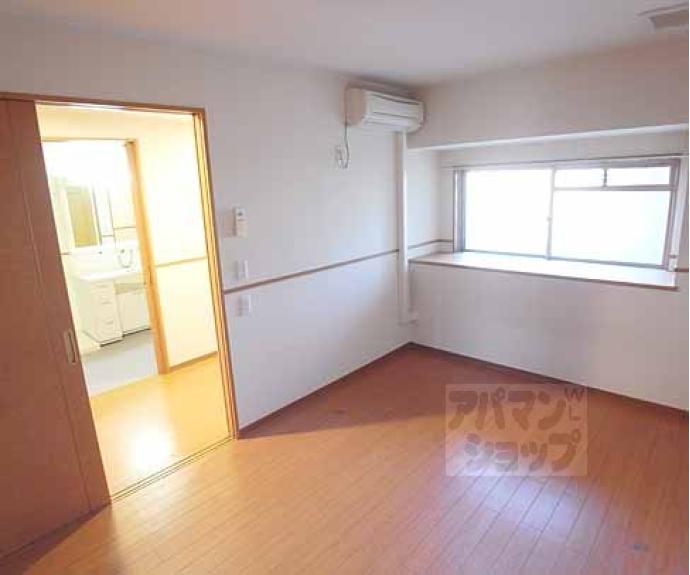 【シュシュパルク山陵】間取