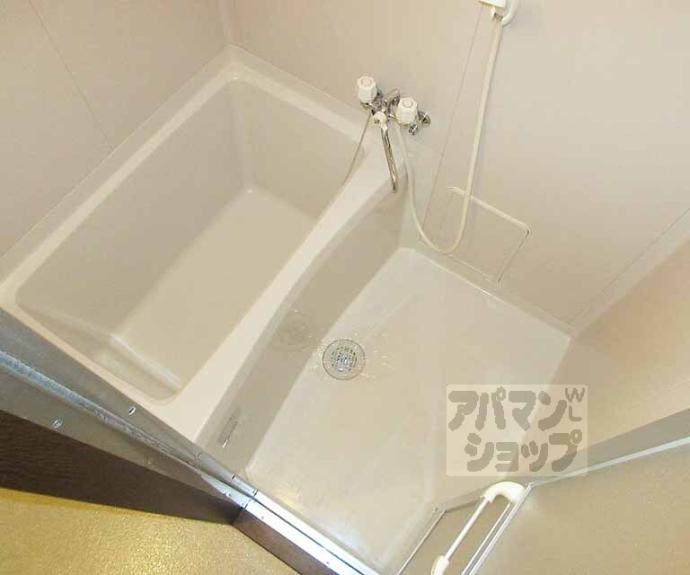 【プラネシア星の子山科駅前】間取