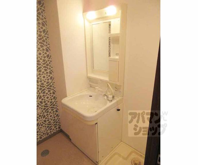 【プラネシア星の子山科駅前】間取