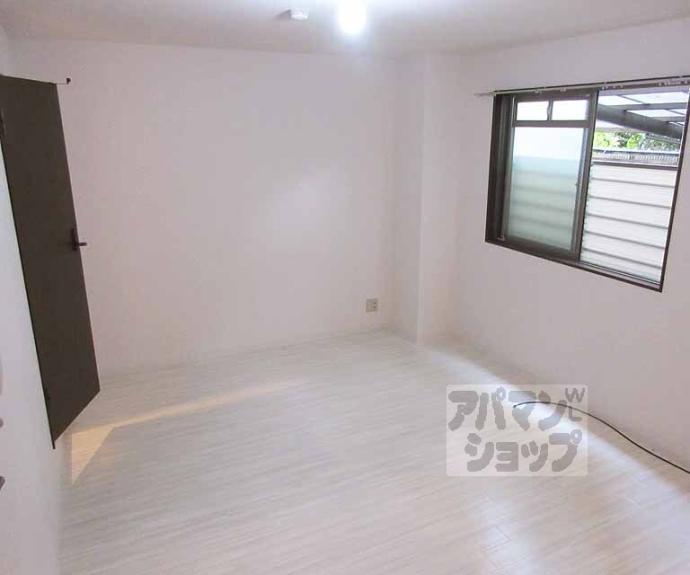 【プラネシア星の子山科駅前】間取