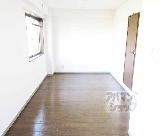 【プラネシア星の子山科駅前】間取