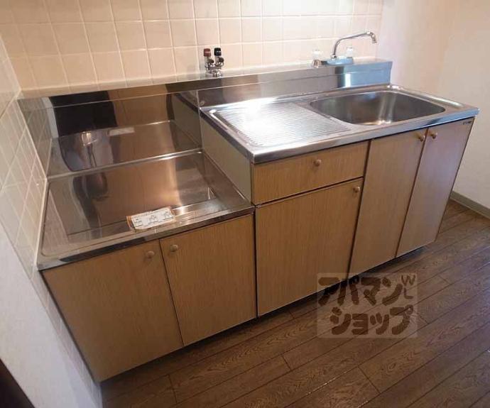 【プラネシア星の子山科駅前】間取