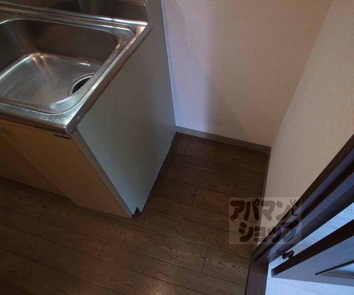 【プラネシア星の子山科駅前】間取