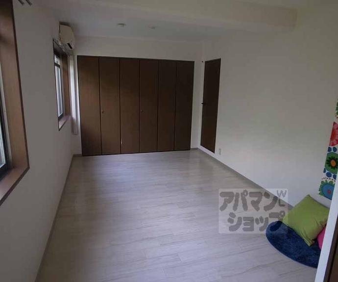 【プラネシア星の子山科駅前】間取