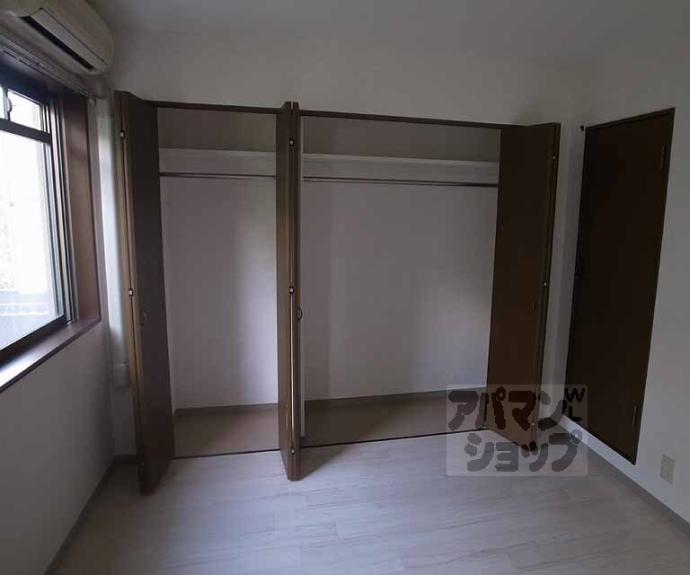 【プラネシア星の子山科駅前】間取