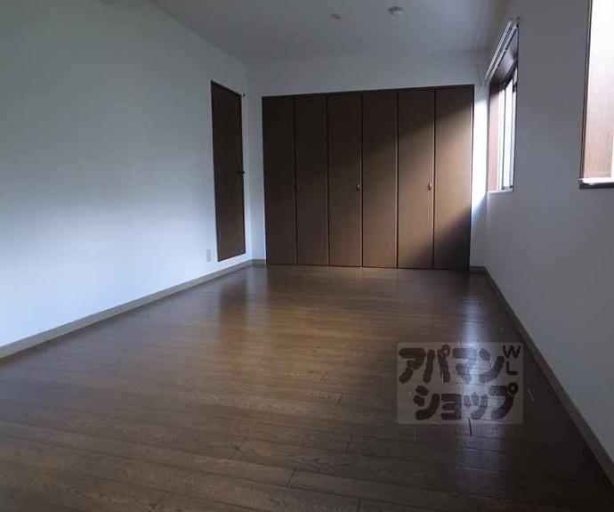 【プラネシア星の子山科駅前】間取