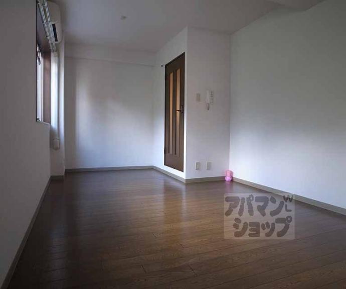 【プラネシア星の子山科駅前】間取