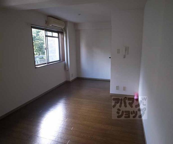 【プラネシア星の子山科駅前】間取