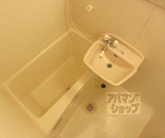 【ＥＸＥＶ　ＣＯＵＲＴ】間取